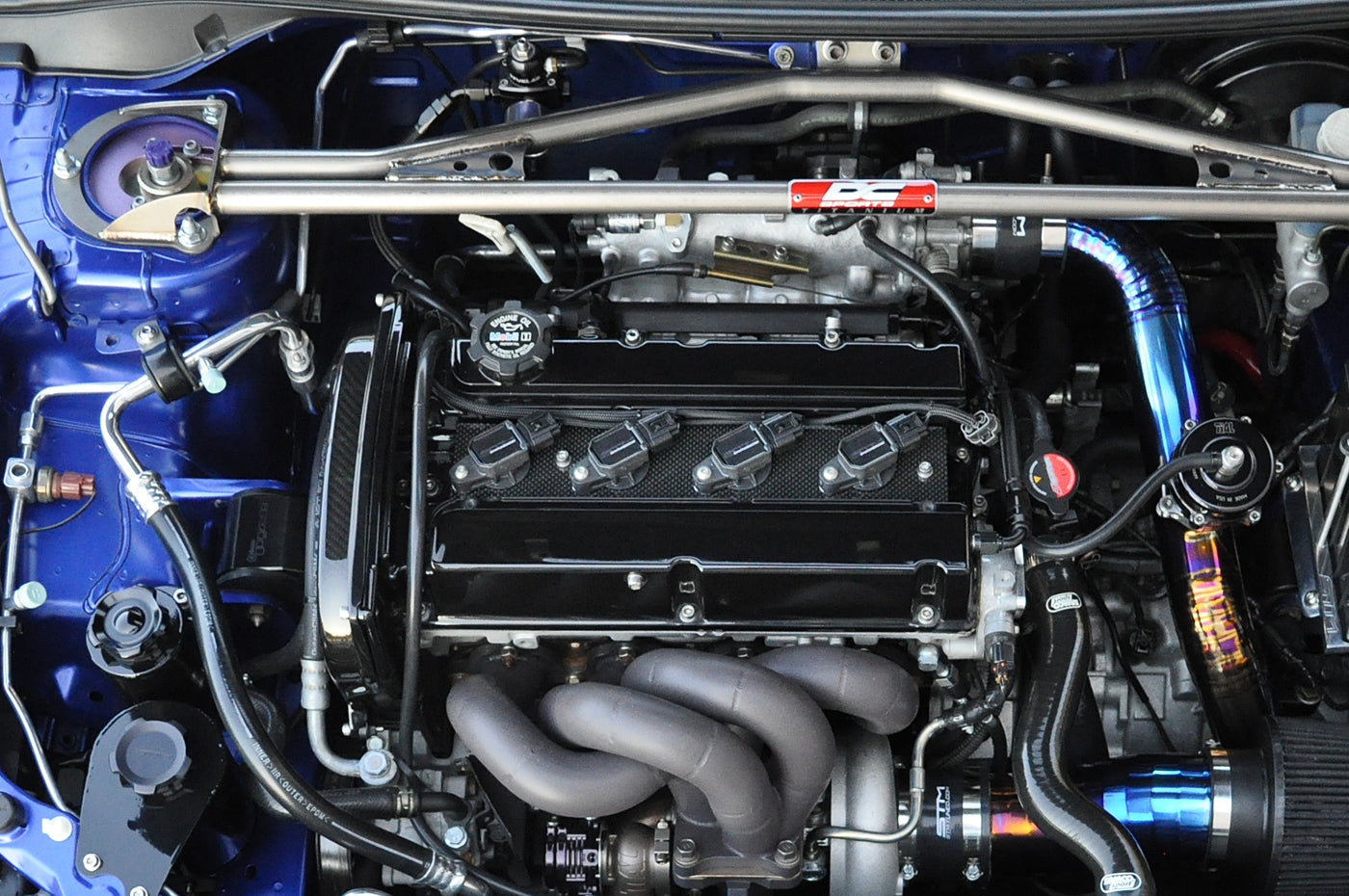 STM Fuel Feed and Return Kit with Rail for Evo 8/9 (FFRR)